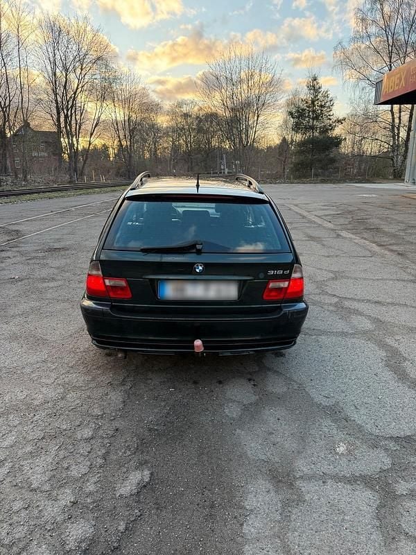 Gebraucht BMW 318 116 PS (85 kW) 2004 Grün Kombi