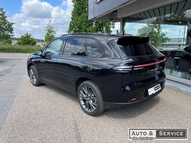 Neu Leapmotor C10 219 kW (299 PS) 2026 Schwarz SUV