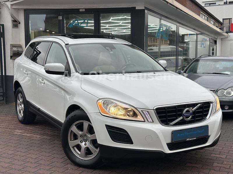 Gebraucht Volvo XC60 238 PS (175 kW) 2011 Weiß SUV