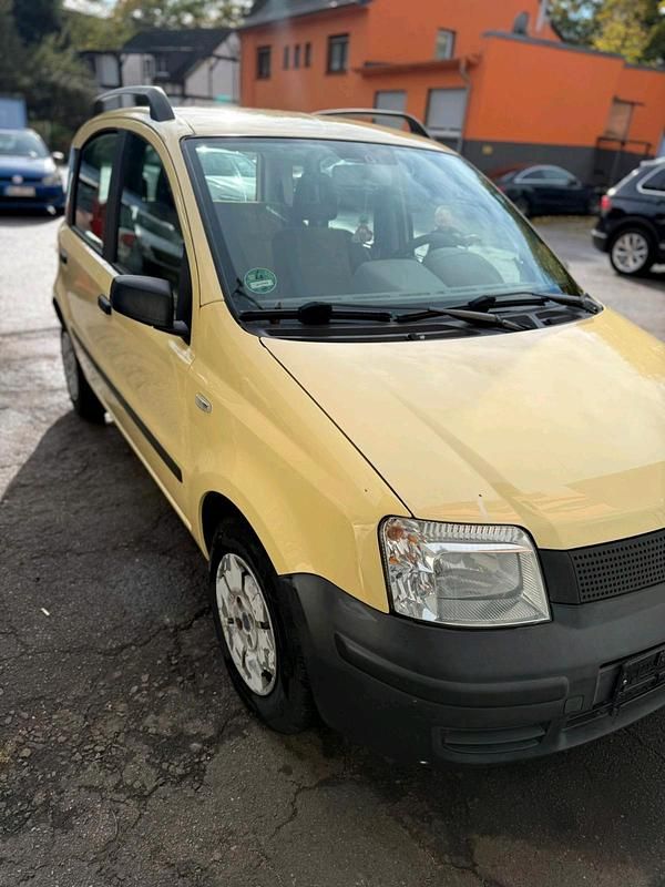 Gelb Gebraucht 2005 Fiat Panda Kleinwagen | 1.700 € (Etwas zu teuer) - Bild 1/4