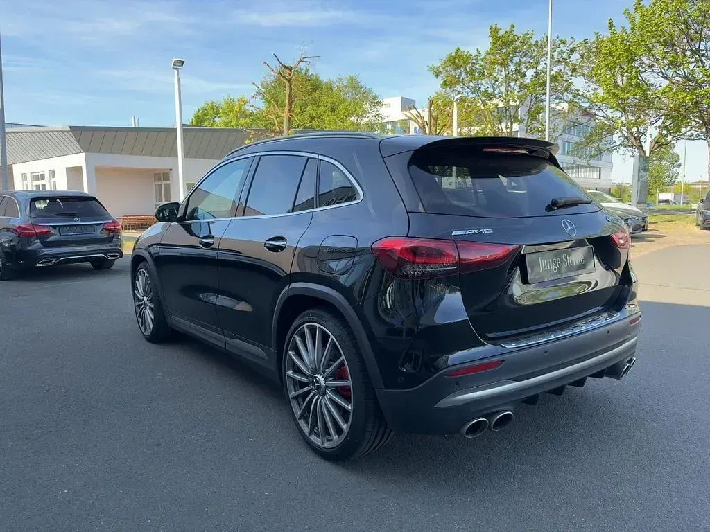 Gebraucht Mercedes GLA45 AMG Premium Plus 421 PS (309 kW) 2021 Schwarz SUV