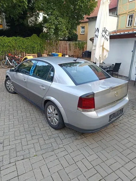 Gebraucht Opel Vectra Cosmo 147 PS (108 kW) 2003 Silber Limousine