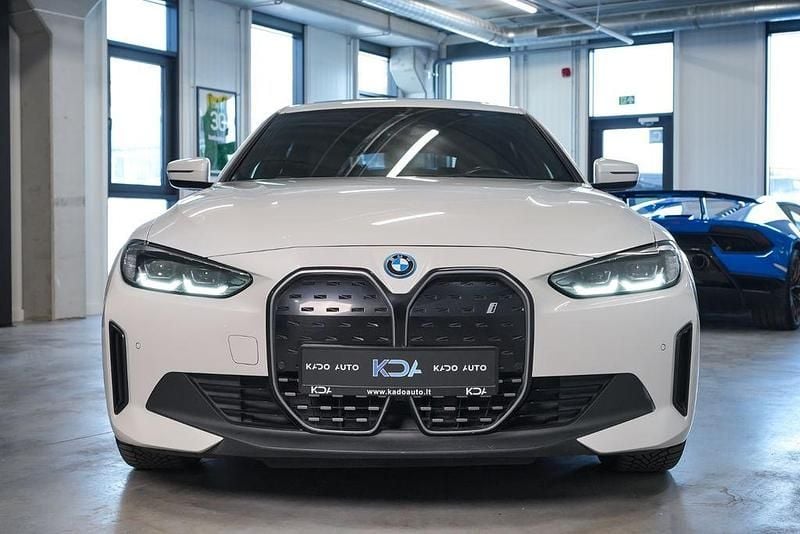Gebraucht BMW i4 250 kW (340 PS) 2023 Weiß Limousine