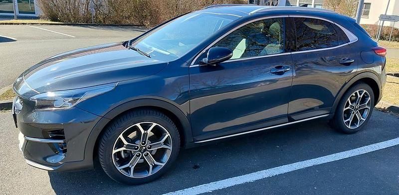 Gebraucht Kia XCeed Xdition 160 PS (117 kW) 2021 Grau SUV
