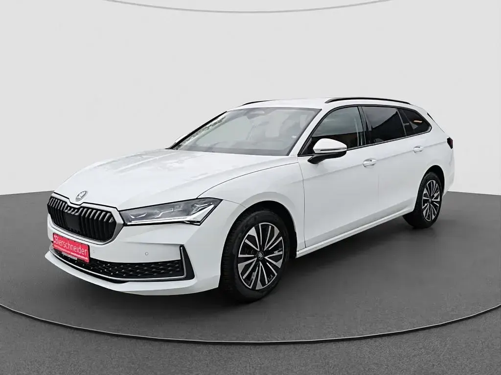 Gebraucht Skoda Superb Selection 150 PS (110 kW) 2025 Purity weiss Kombi