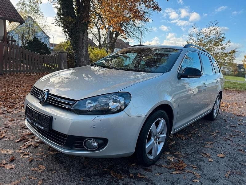 Gebraucht VW Golf VII Style 105 PS (77 kW) 2012 Silber Kombi