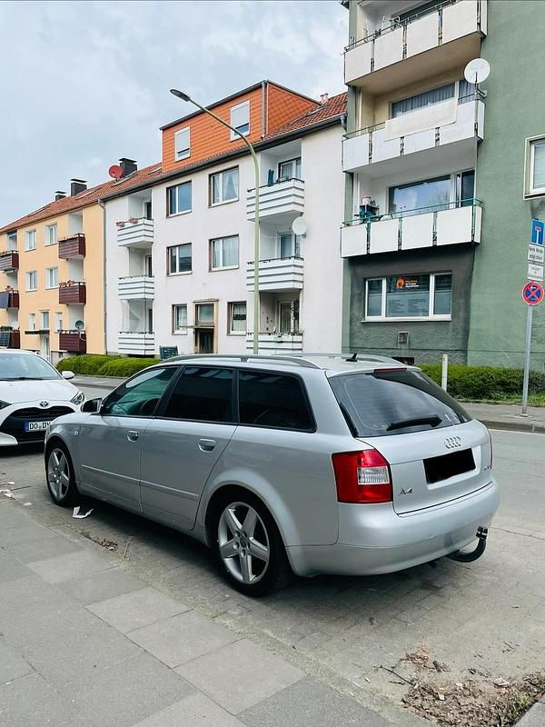 Gebraucht Audi A4 S-Line 131 PS (96 kW) 2004 Grau Kombi