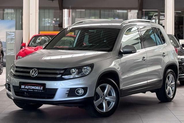 Reflexsilber metallic Gebraucht 2016 VW Tiguan LOUNGE SUV | 19.990 € (Guter Preis) - Bild 1/4