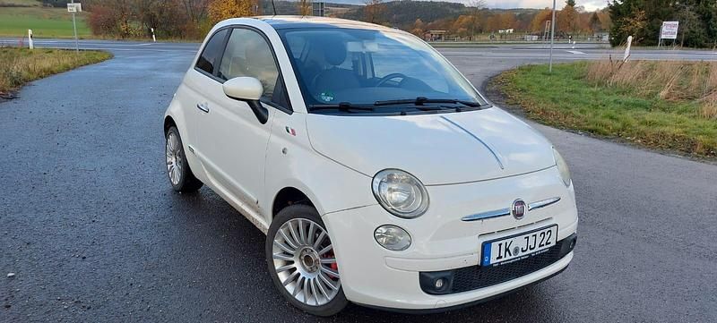 Gebraucht Fiat 500 Lounge 69 PS (50 kW) 2009 Weiß Limousine