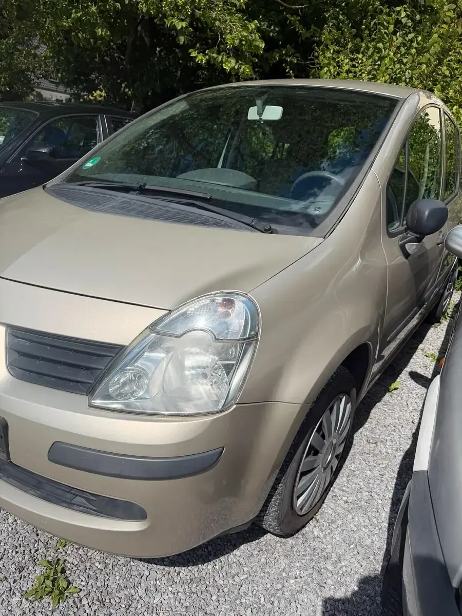 Gebraucht Renault Modus 75 PS (55 kW) 2007 Gold Van / Kleinbus