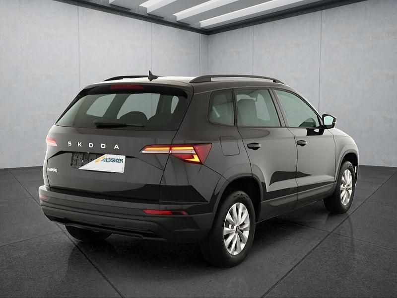 Neu Skoda Karoq 150 PS (110 kW) 2025 Schwarz SUV