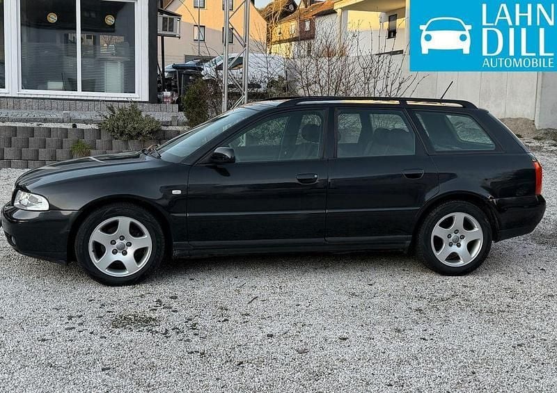 Gebraucht Audi A4 Ambiente 125 PS (91 kW) 2000 Schwarz Kombi