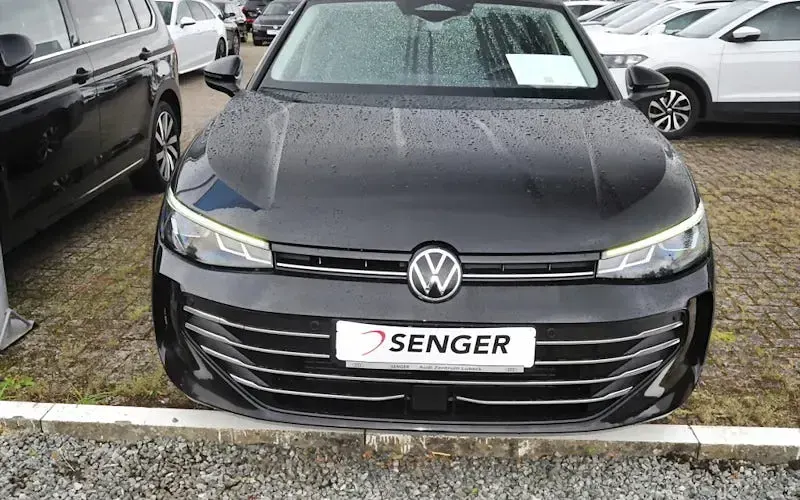 Gebraucht VW Passat Business 150 PS (110 kW) 2024 Schwarz Kombi