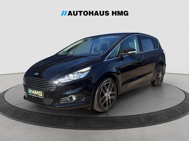 Schwarz Gebraucht 2016 Ford S-MAX Titanium Van / Kleinbus | 13.900 € (Guter Preis) - Bild 1/4