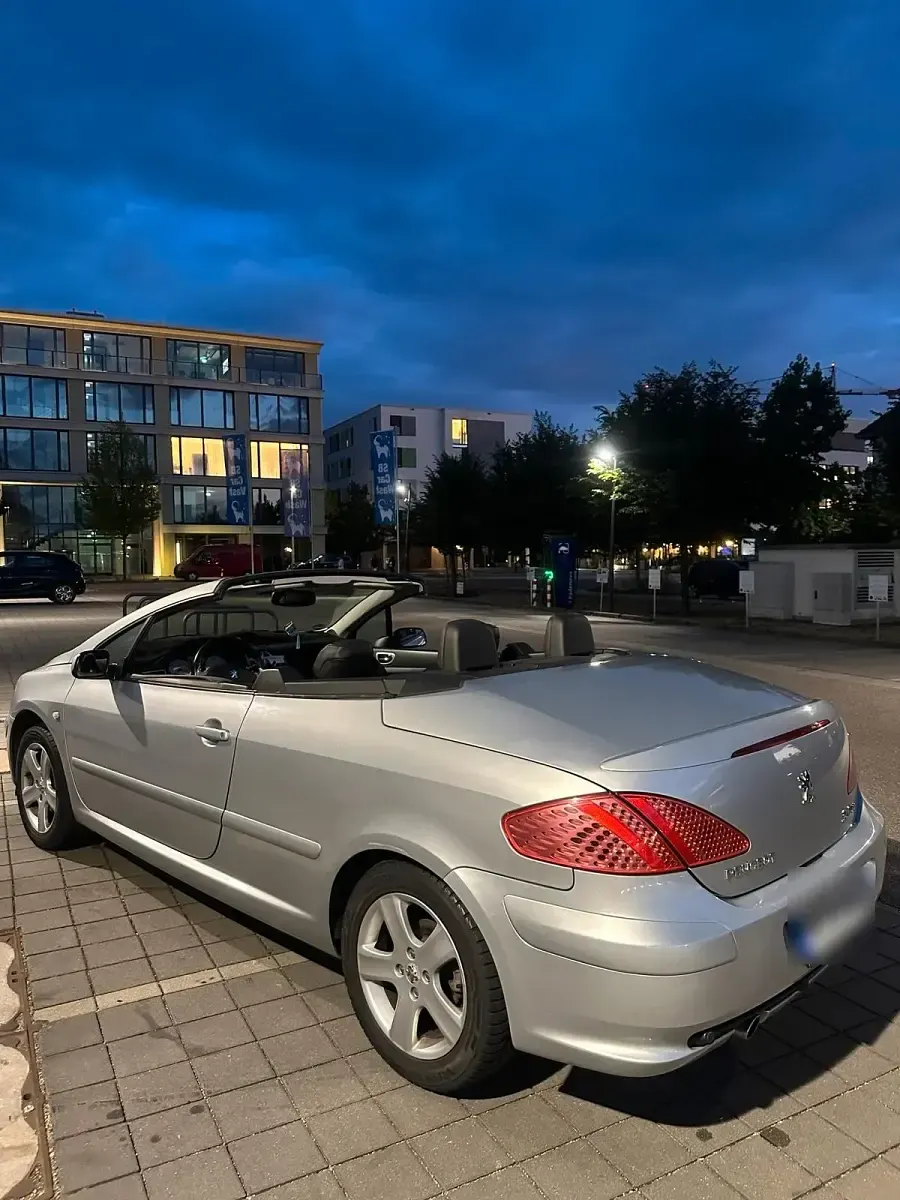 Gebraucht Peugeot 307 CC 136 PS (100 kW) 2004 Silber Cabrio