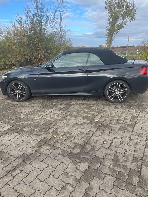 Schwarz Gebraucht 2021 BMW 218 M Sport Cabrio | 22.500 € (Guter Preis) - Bild 1/4