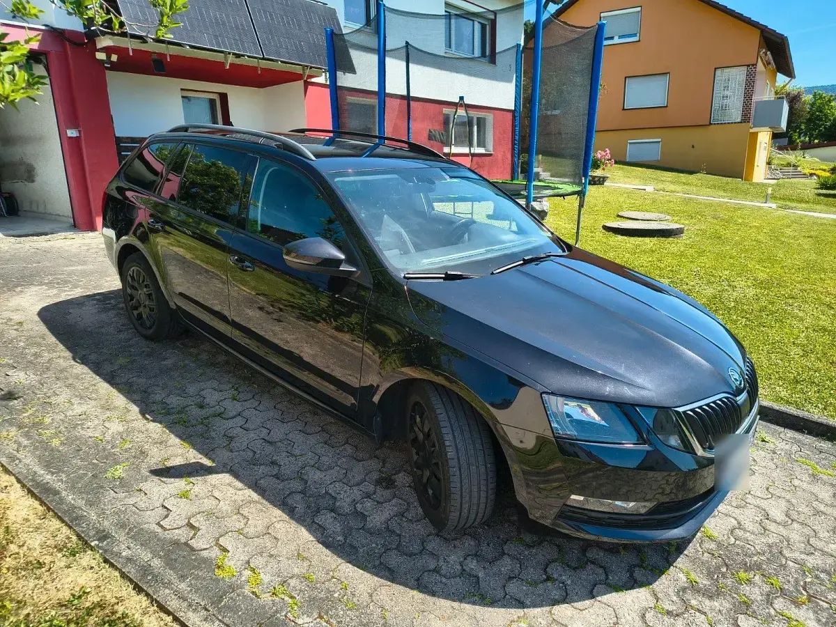 Gebraucht Skoda Octavia 116 PS (85 kW) 2019 Schwarz Kombi