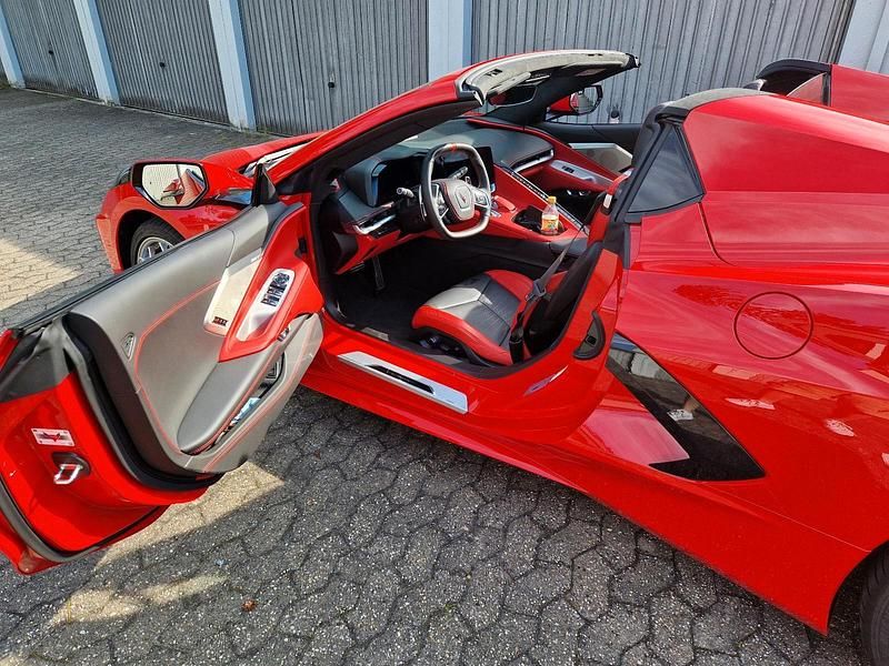 Gebraucht Corvette Stingray 481 PS (353 kW) 2023 Rot Cabrio