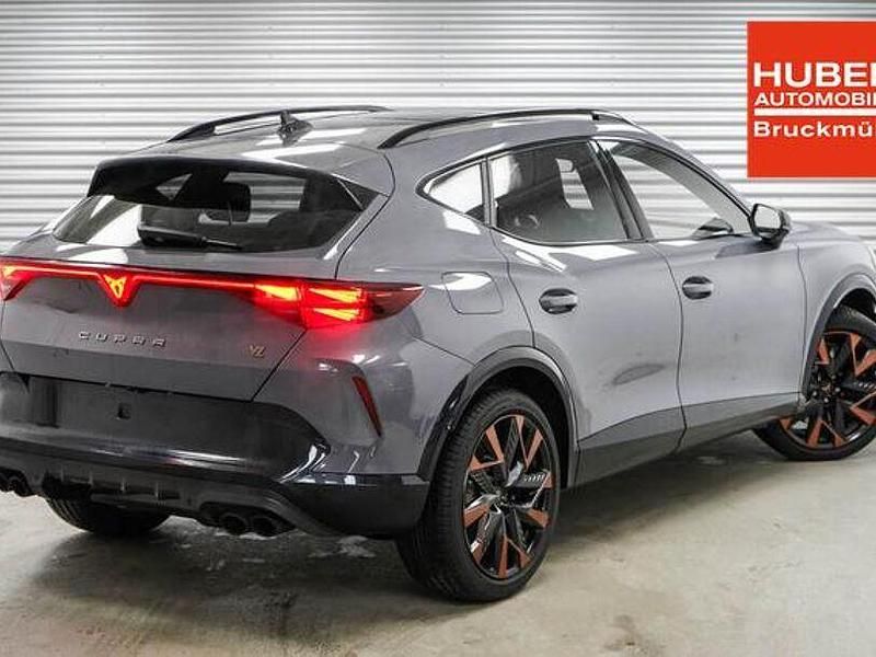 Neu Cupra Formentor VZ 333 PS (244 kW) 2025 Graphene grau metallic (r6) SUV