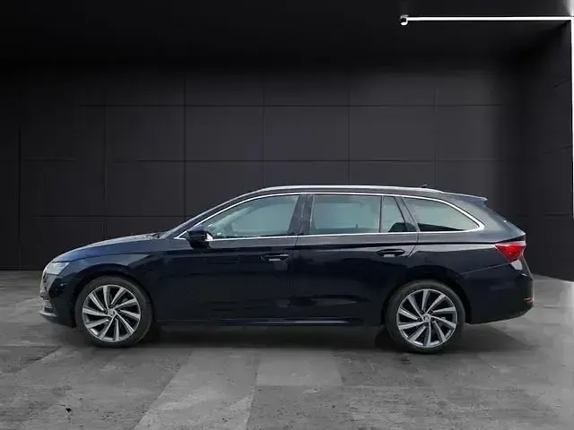 Gebraucht Skoda Octavia First Edition 150 PS (110 kW) 2020 Schwarz Kombi