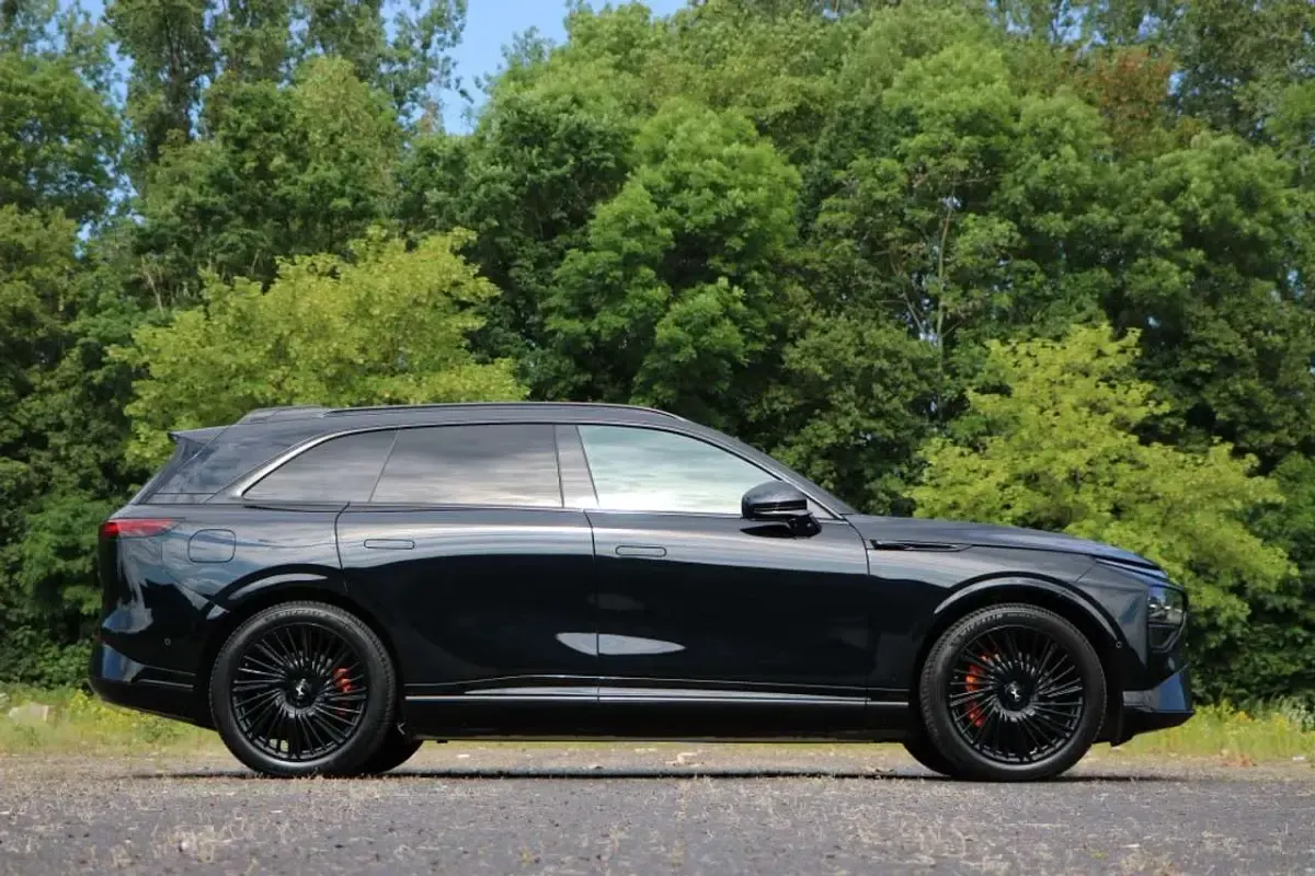Gebraucht XPENG G9 422 kW (575 PS) 2026 Midnight black SUV
