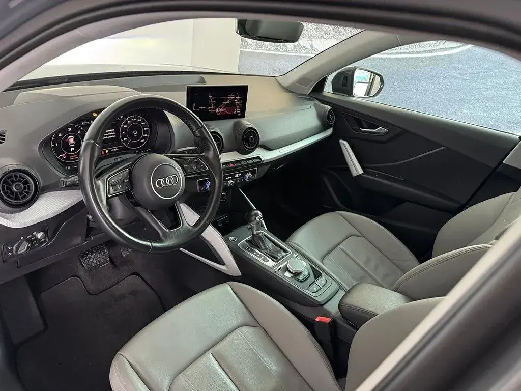 Używany Audi Q2 Design 150 KM (110 kW) 2017 Szary SUV
