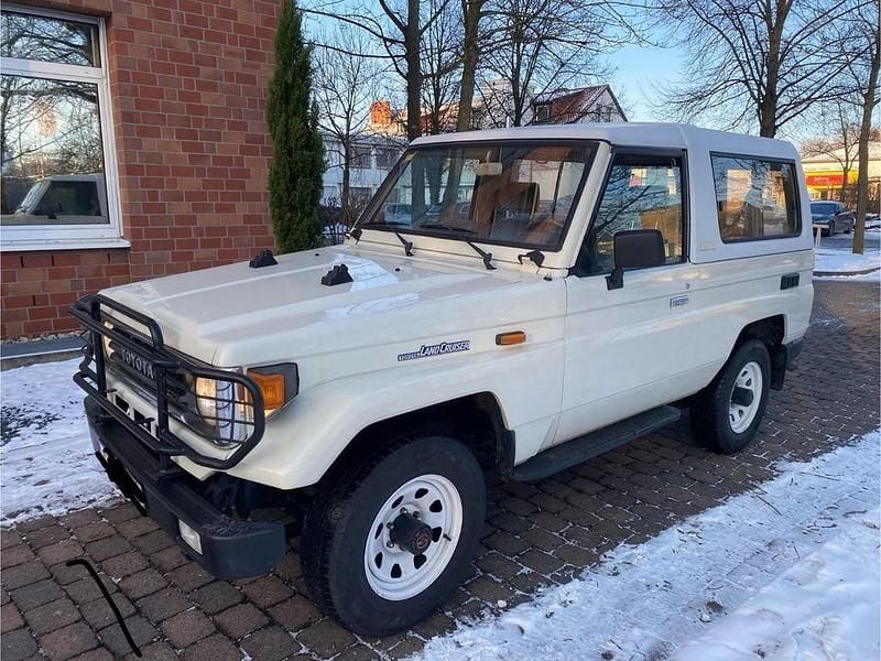 Weiß Gebraucht 1992 Toyota Land Cruiser SUV | 27.890 € - Bild 1/4
