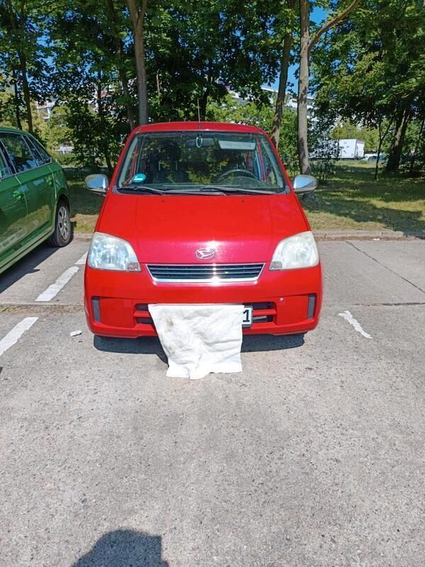 Rot Gebraucht 2004 Daihatsu Cuore Kleinwagen | 1.100 € (Fairer Preis) - Bild 1/4