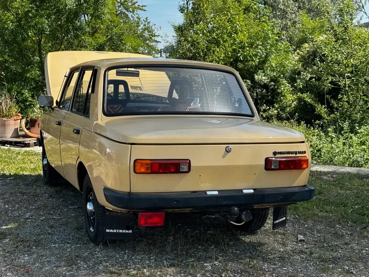 Gebraucht Wartburg 353 55 PS (40 kW) 1986 Gelb Limousine