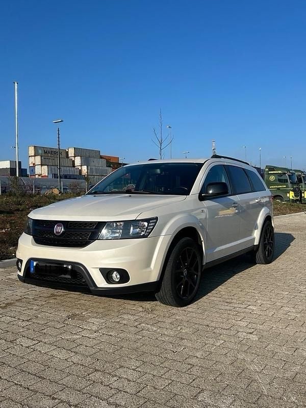 Gebraucht 2014 Fiat Freemont SUV | 10.000 € (Guter Preis) - Bild 1/4