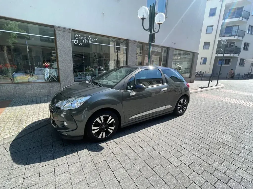 Gebraucht Citroën DS3 120 PS (88 kW) 2012 Grau Kleinwagen