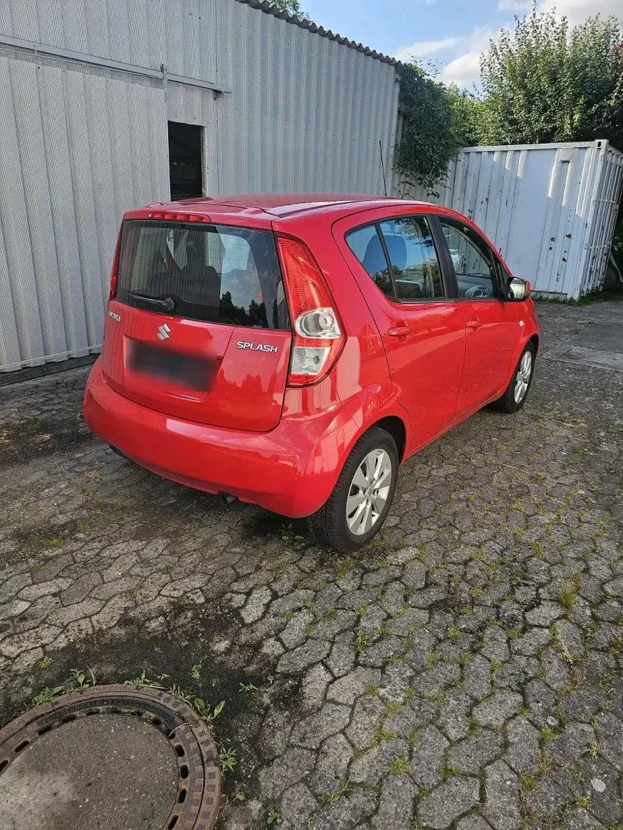 Gebraucht Suzuki Splash 86 PS (63 kW) 2009 Rot Kleinwagen