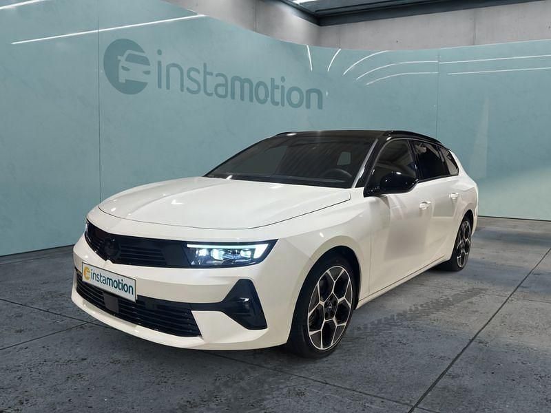 Weiß Gebraucht 2024 Opel Astra Kombi | 36.949 € - Bild 1/4