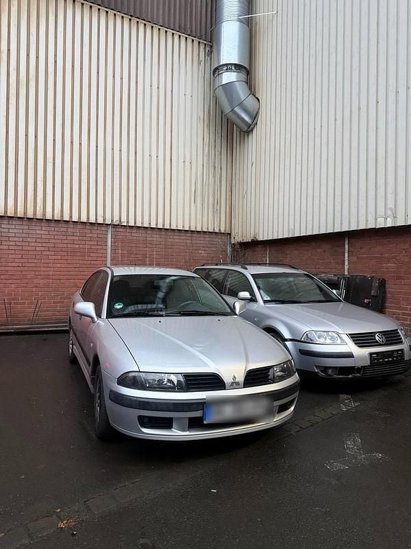 Silber Gebraucht 2002 Mitsubishi Carisma Limousine | 700 € (Superpreis) - Bild 1/4