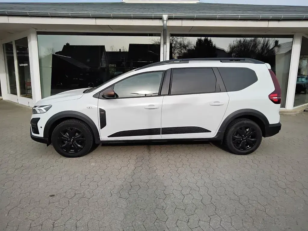 Gebraucht Dacia Jogger Extreme 110 PS (80 kW) 2024 Weiß Van / Kleinbus