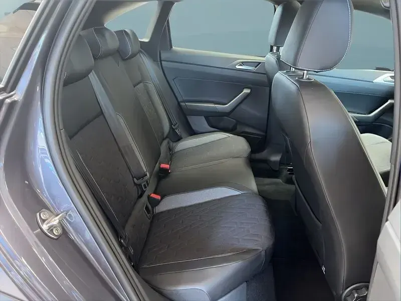 Gebraucht VW Taigo 116 PS (85 kW) 2025 Grau SUV