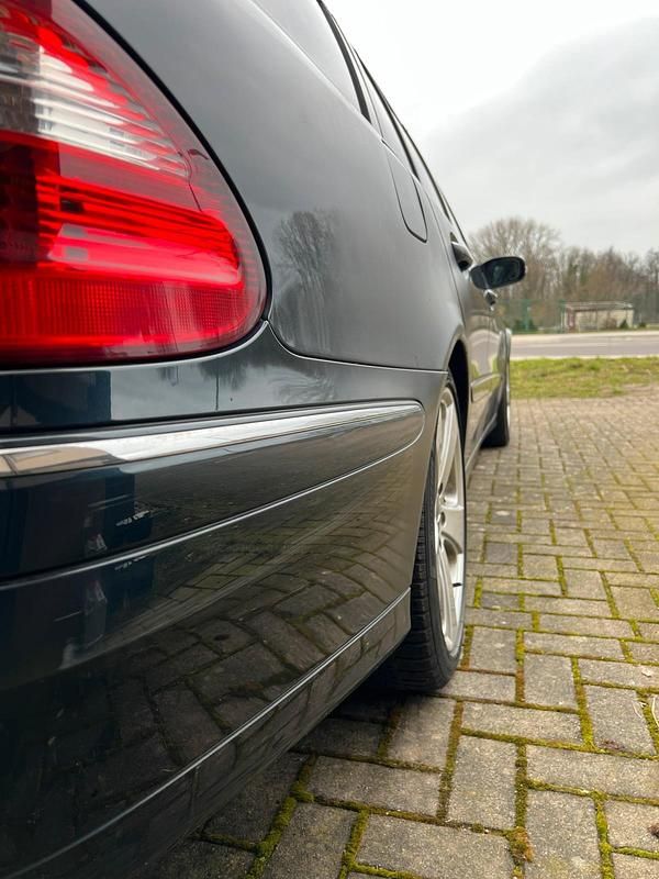 Gebraucht Mercedes E320 204 PS (150 kW) 2003 Blau Kombi