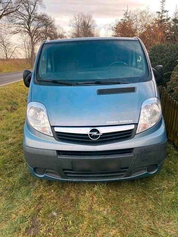 Gebraucht Opel Vivaro 114 PS (83 kW) 2009 Blau Van / Kleinbus