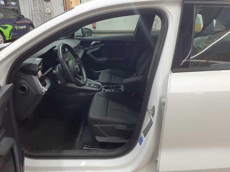 Gebraucht Audi A3 150 PS (110 kW) 2021 Ibisweiß Limousine