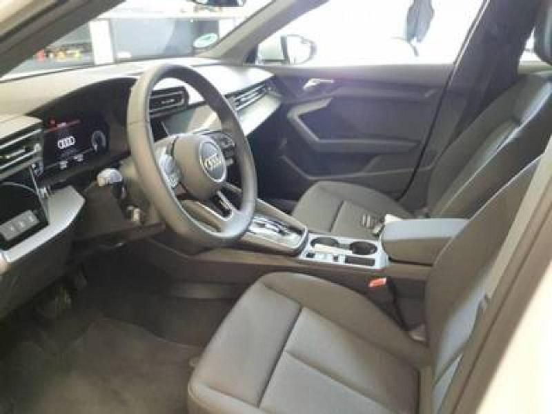 Gebraucht Audi A3 Ambiente 204 PS (150 kW) 2025 Gletscherweiß metallic Kombi