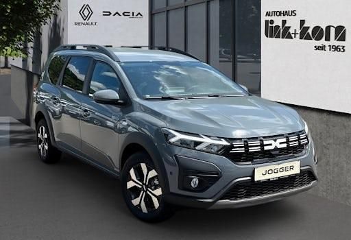 Gebraucht Dacia Jogger Expression 110 PS (80 kW) 2025 Grau Van / Kleinbus