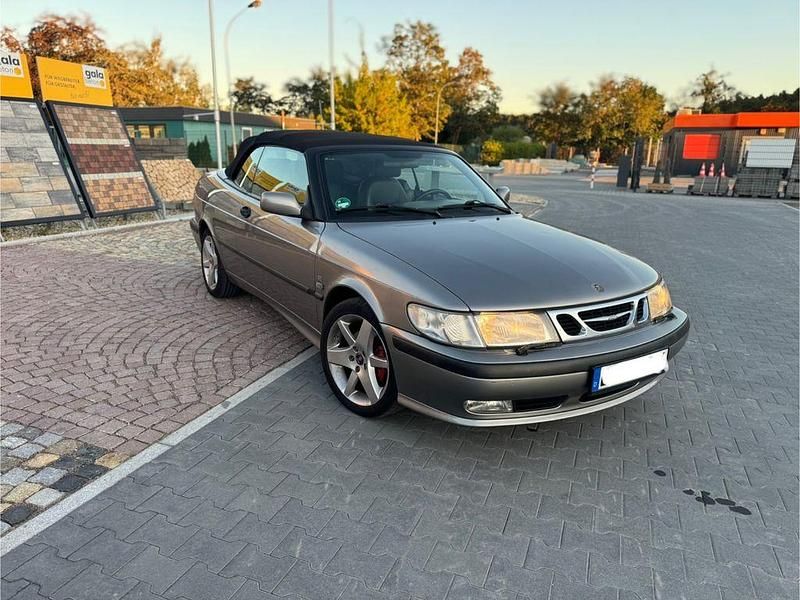 Grau Gebraucht 2001 Saab 9-3 Cabriolet Cabrio | 7.500 € - Bild 1/4
