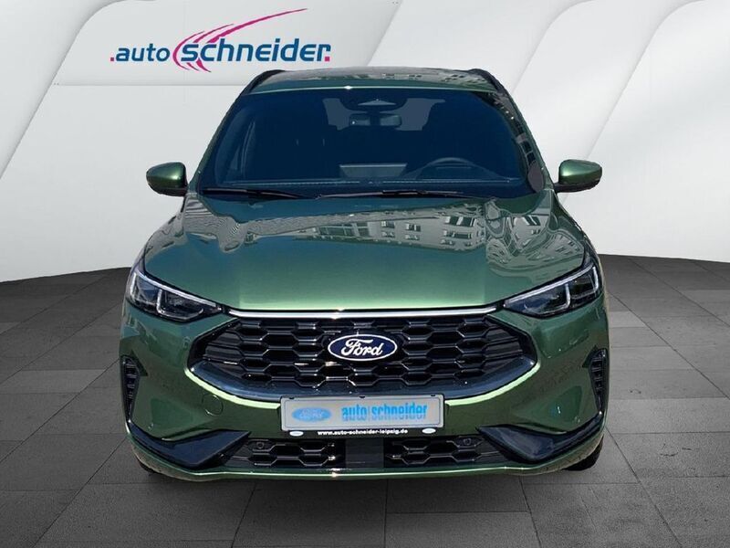 Gebraucht Ford Kuga ST-Line 152 PS (111 kW) 2024 Bursting green SUV