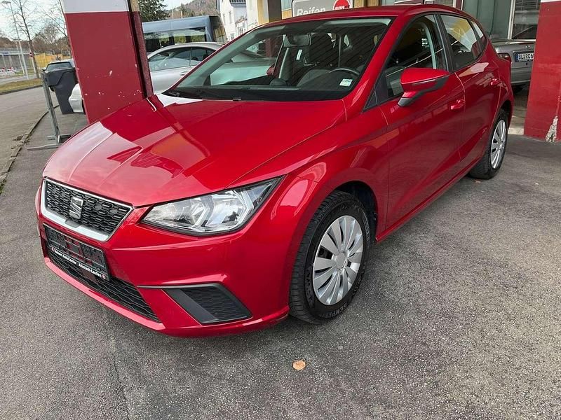 "desire" rot Gebraucht 2019 Seat Ibiza Style Kleinwagen | 8.800 € (Guter Preis) - Bild 1/4