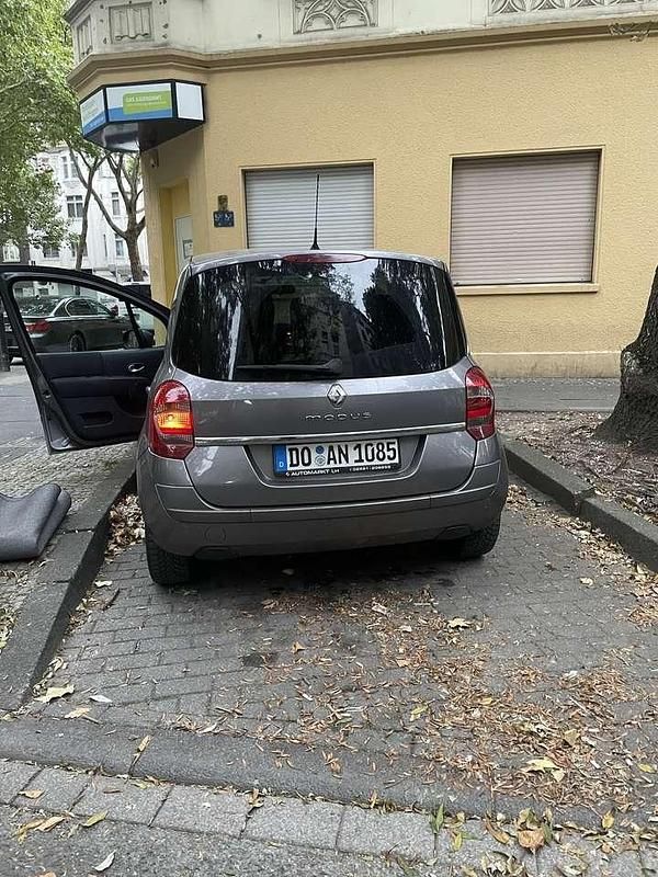 Gebraucht 2008 Renault Modus Exception Van / Kleinbus | 1.800 € (Etwas zu teuer) - Bild 1/4