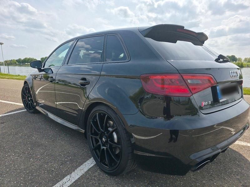 Gebraucht Audi RS3 367 PS (269 kW) 2016 Schwarz Limousine