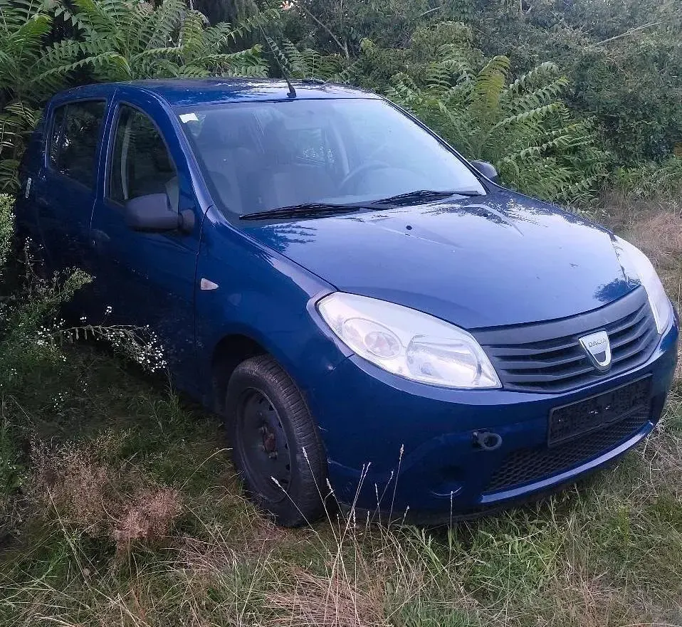 Gebraucht Dacia Sandero 80 PS (58 kW) 2009 Blau Kleinwagen
