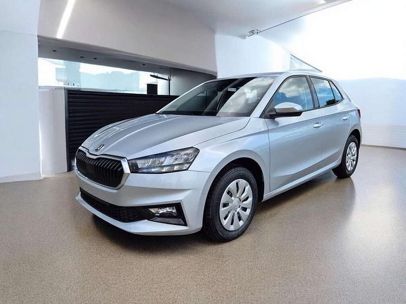 Brillantsilber metallic Neu 2025 Skoda Fabia Selection Limousine | 21.990 € (Guter Preis) - Bild 1/4