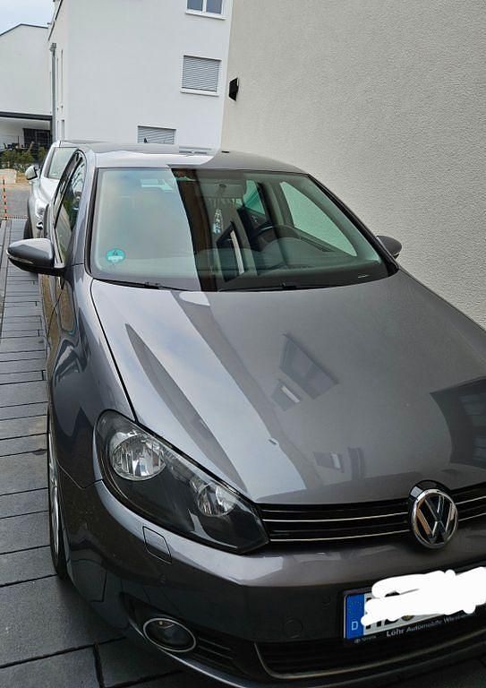 Gebraucht VW Golf Highline 122 PS (89 kW) 2009 Grau Limousine