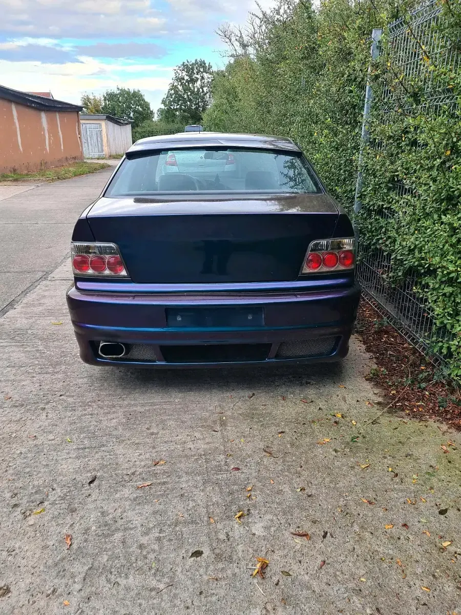 Gebraucht BMW 318 118 PS (86 kW) 1991 Andere farben Limousine